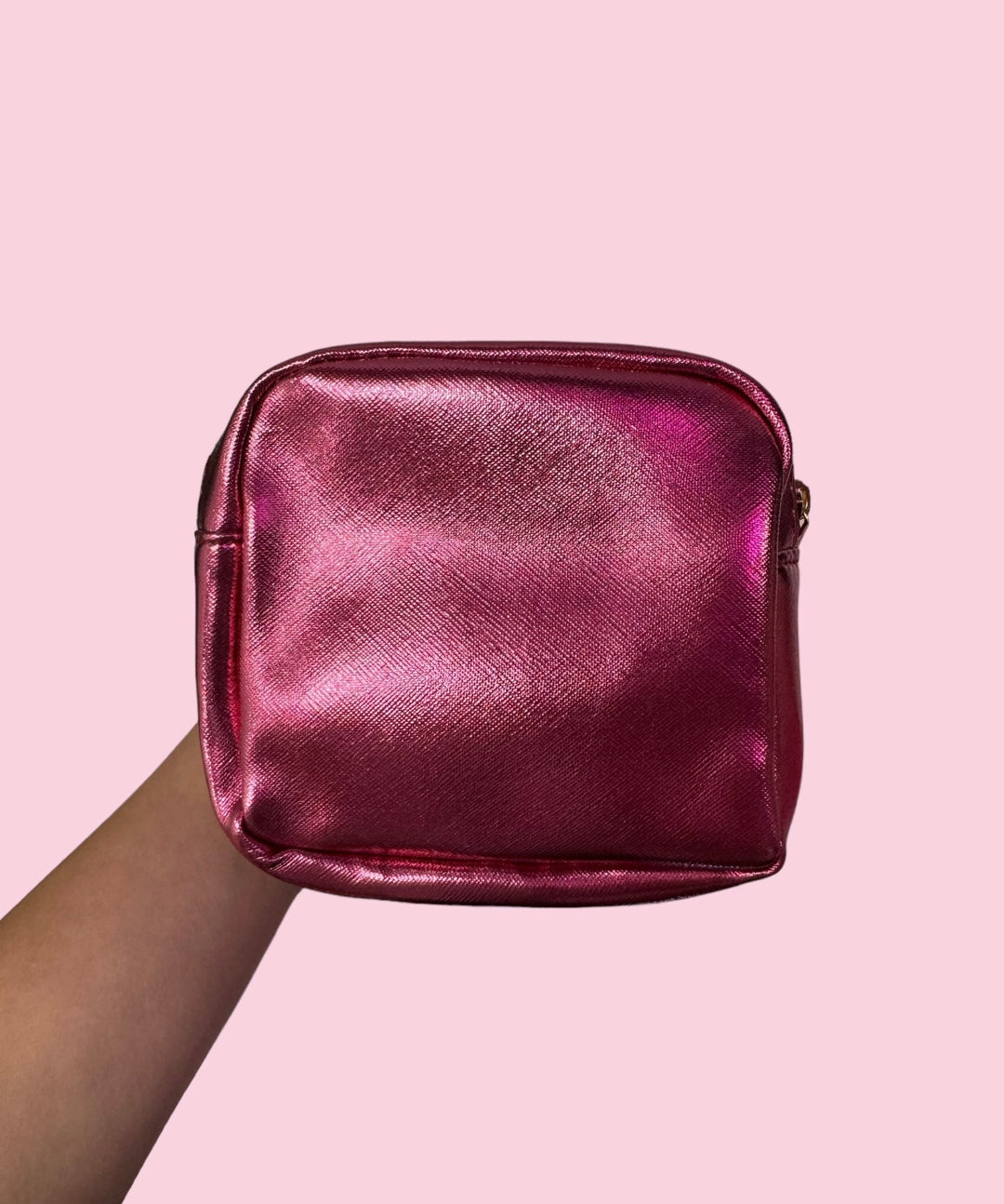 CAMEL THREADS: Metallic Pink Small Zip Bag on Simply Obsessed