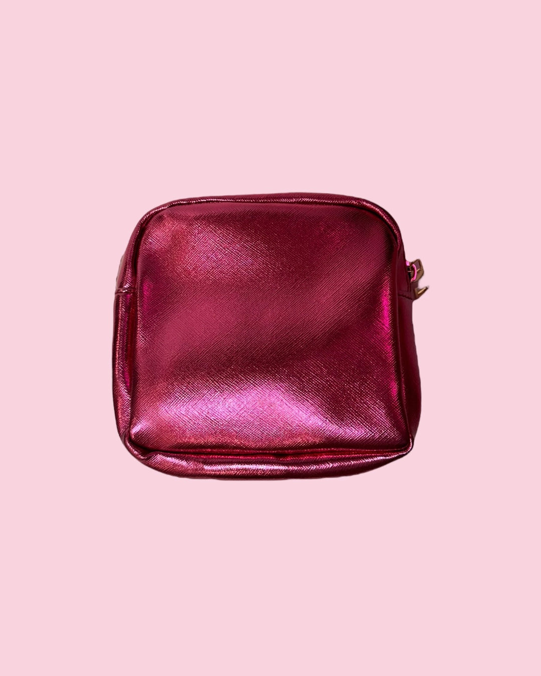 CAMEL THREADS: Metallic Pink Small Zip Bag on Simply Obsessed