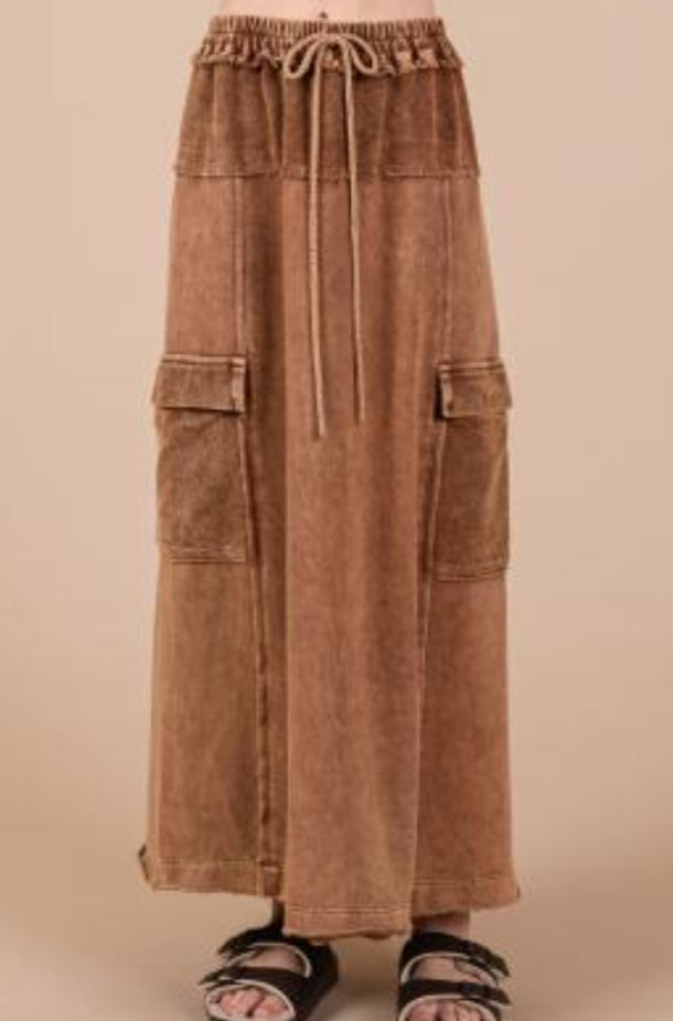 CES FEMME Mineral Wash Cargo Skirt - BLACK on Simply Obsessed
