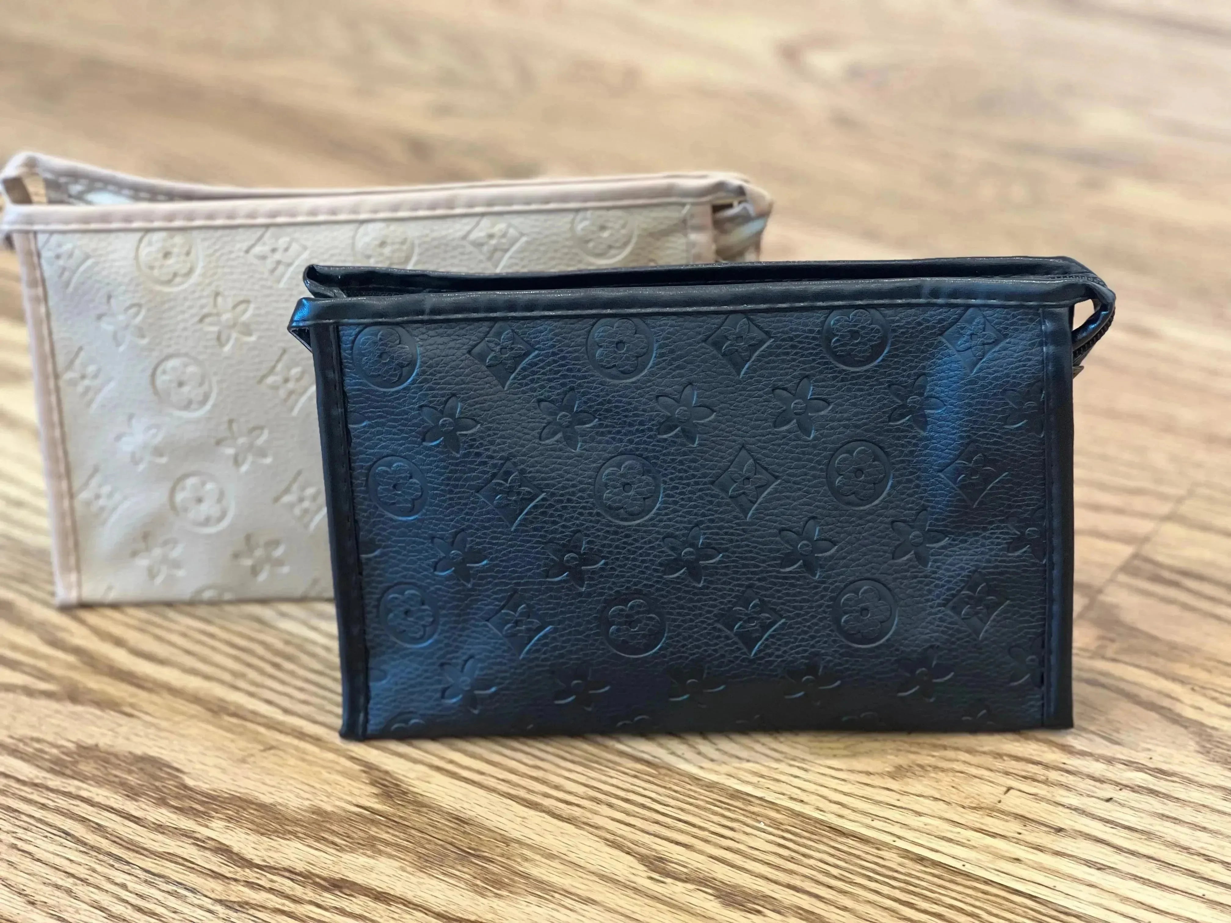 Cosmetic Bag Dupe on Simply Obsessed