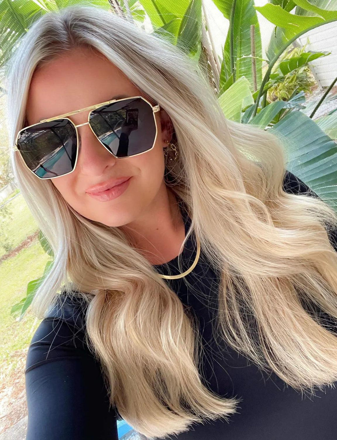 DAX Axl Black Sunglasses on Simply Obsessed