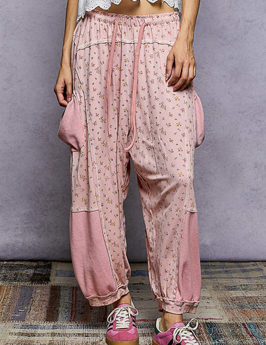 POL Pink Ditzy Floral Pants on Simply Obsessed