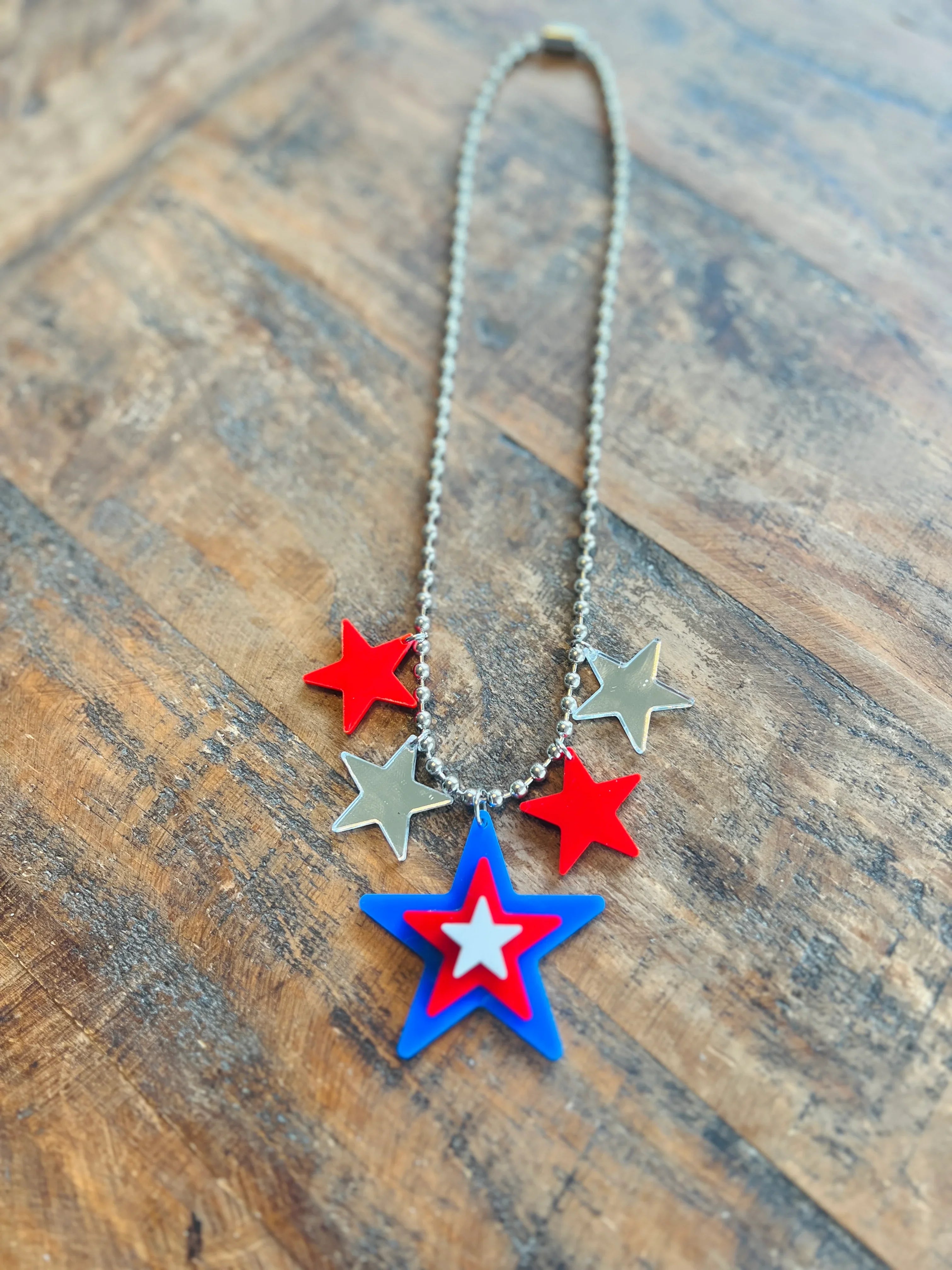 DIXIE ROSE Patriotic Star Charm Necklace on Simply Obsessed