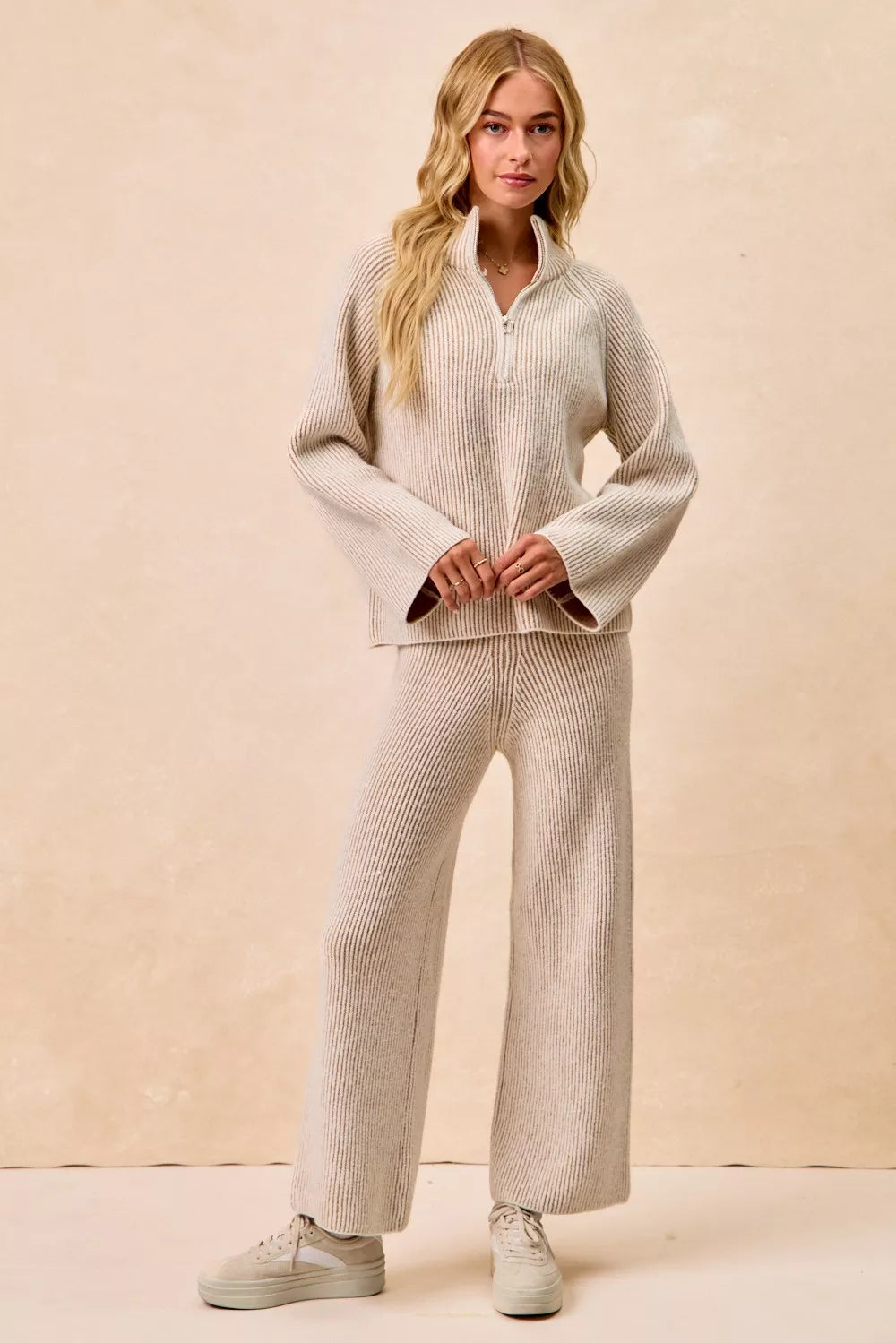 BiBi Two Tone Rib Texured Knit Collared Top with Zip Up on Simply Obsessed