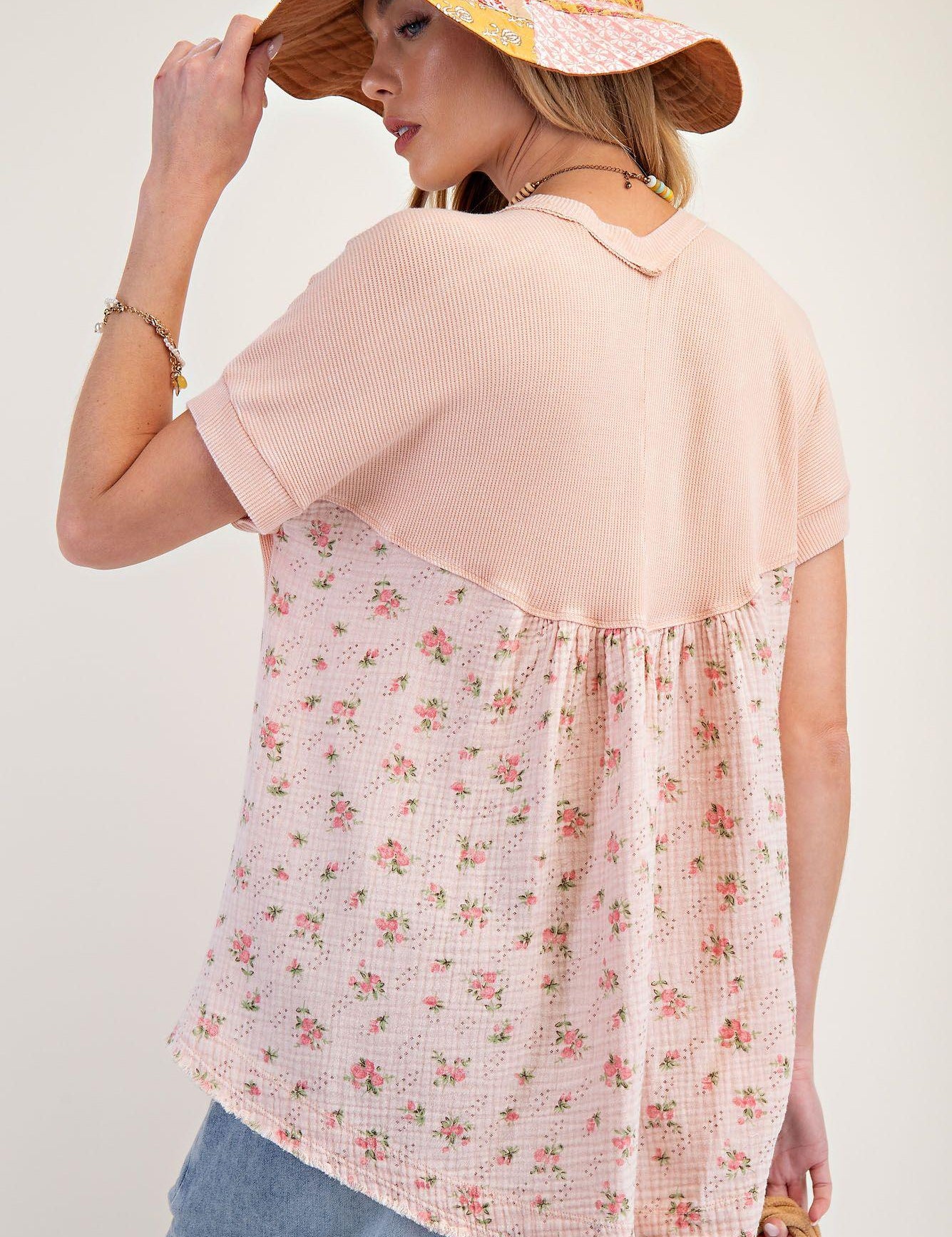 EASEL Washed Floral Print Henley Top - PEACH on Simply Obsessed