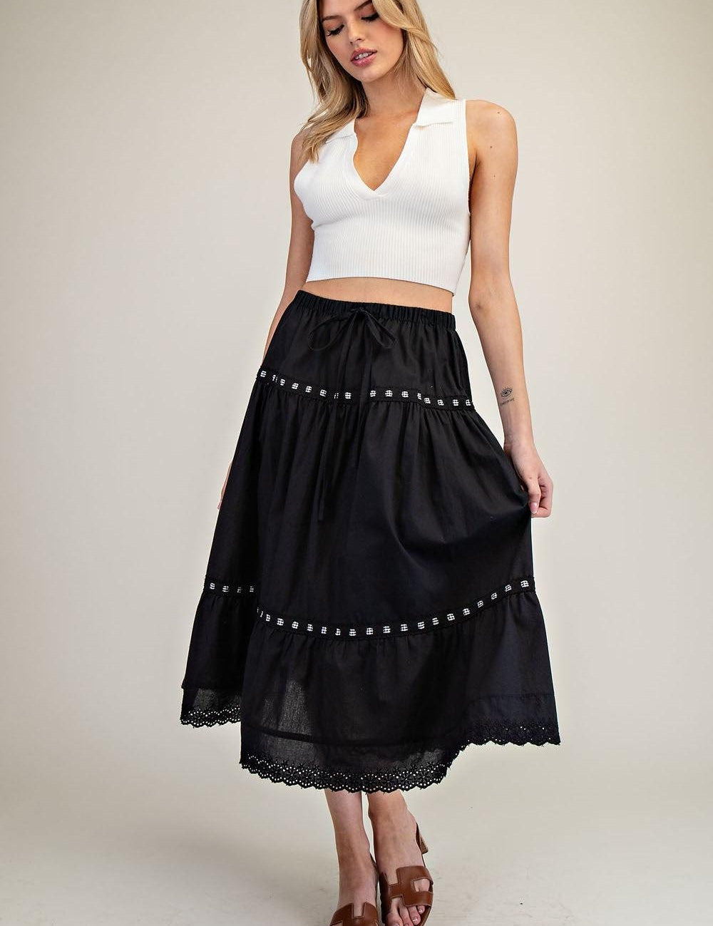 EESOME Gingham Detail Skirt - BLACK on Simply Obsessed