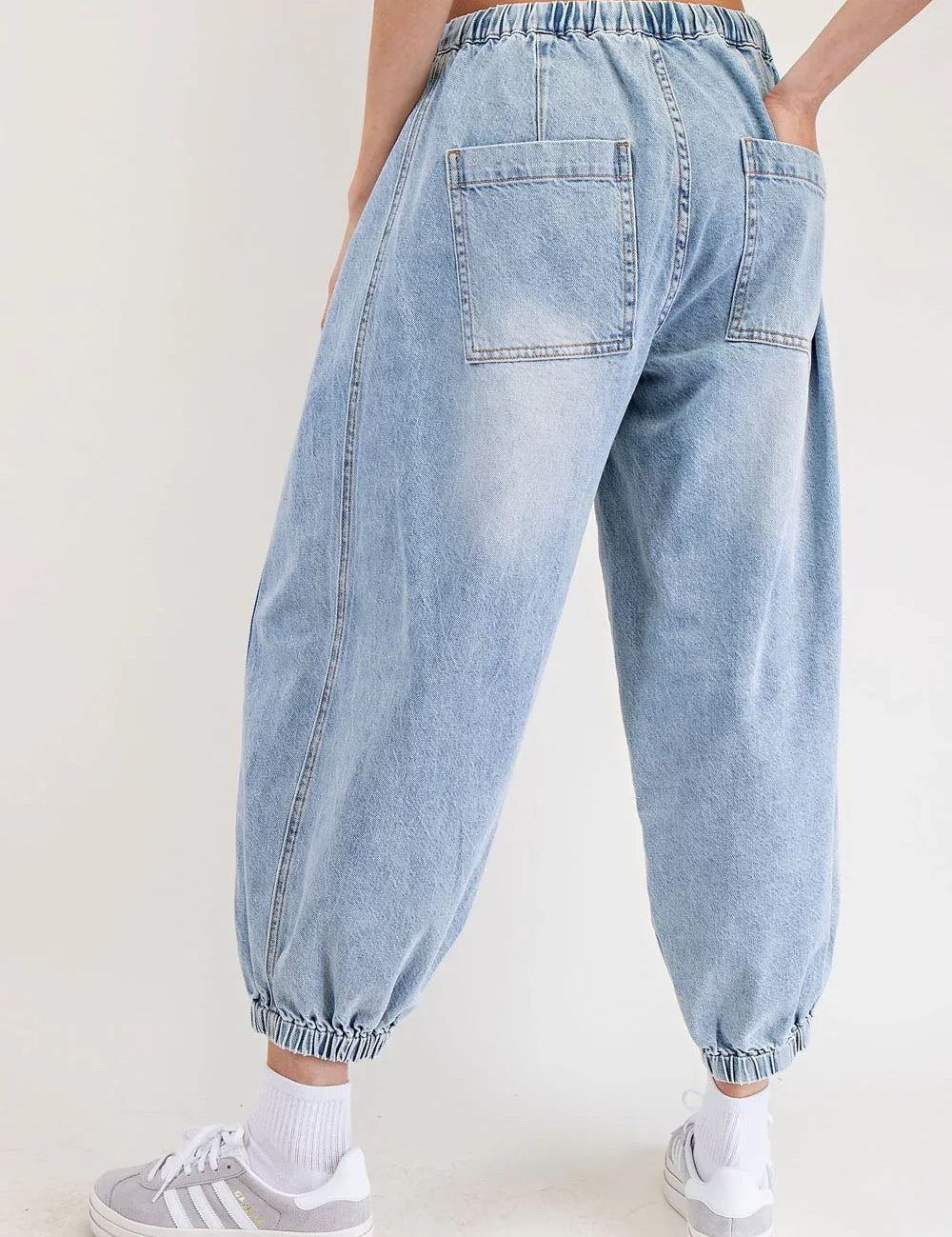 EESOME Snow Washed Denim Joggers on Simply Obsessed