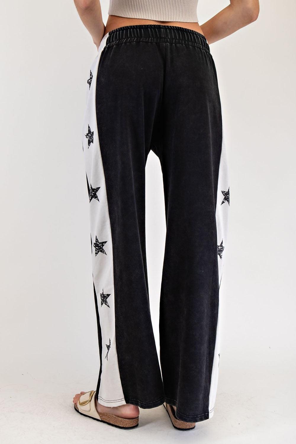 EESOME Star Mineral Wash Sweatpants on Simply Obsessed