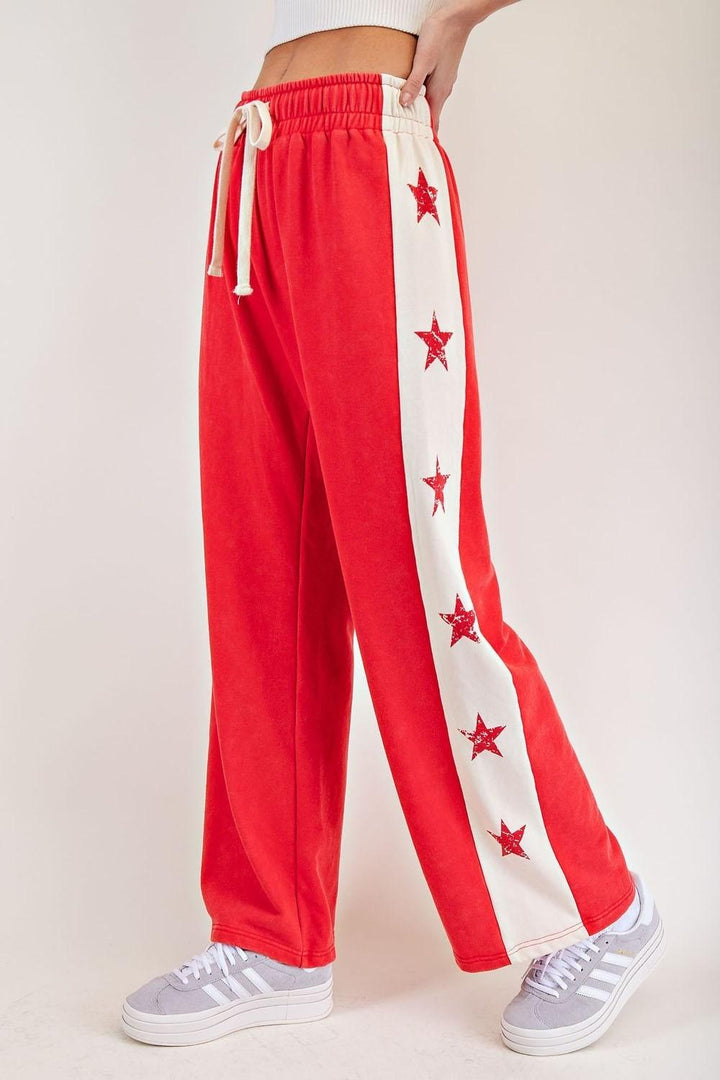 EESOME Star Mineral Wash Sweatpants on Simply Obsessed