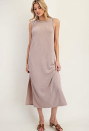 EESOME Textured Midi Dress w/ Side Slit on Simply Obsessed