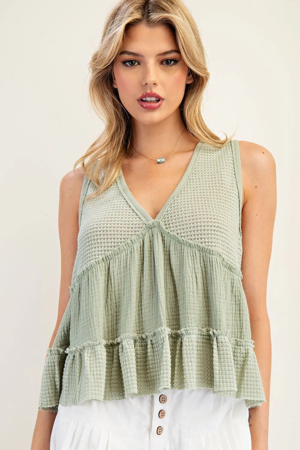 EESOME Waffle Knit V-Neck Top on Simply Obsessed