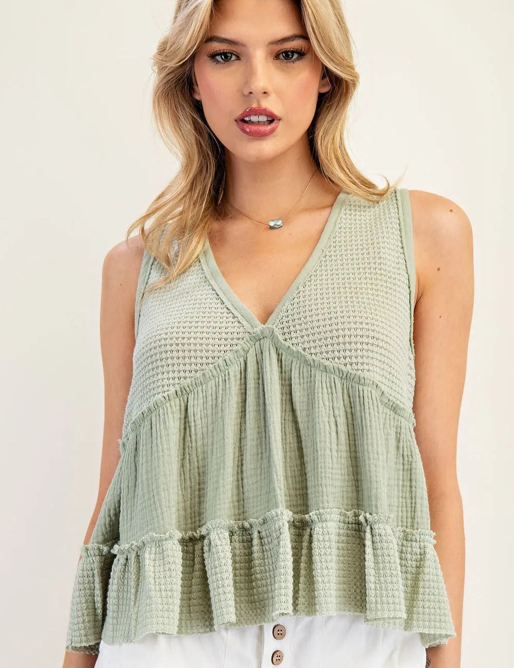 EESOME Waffle Knit V-Neck Top on Simply Obsessed