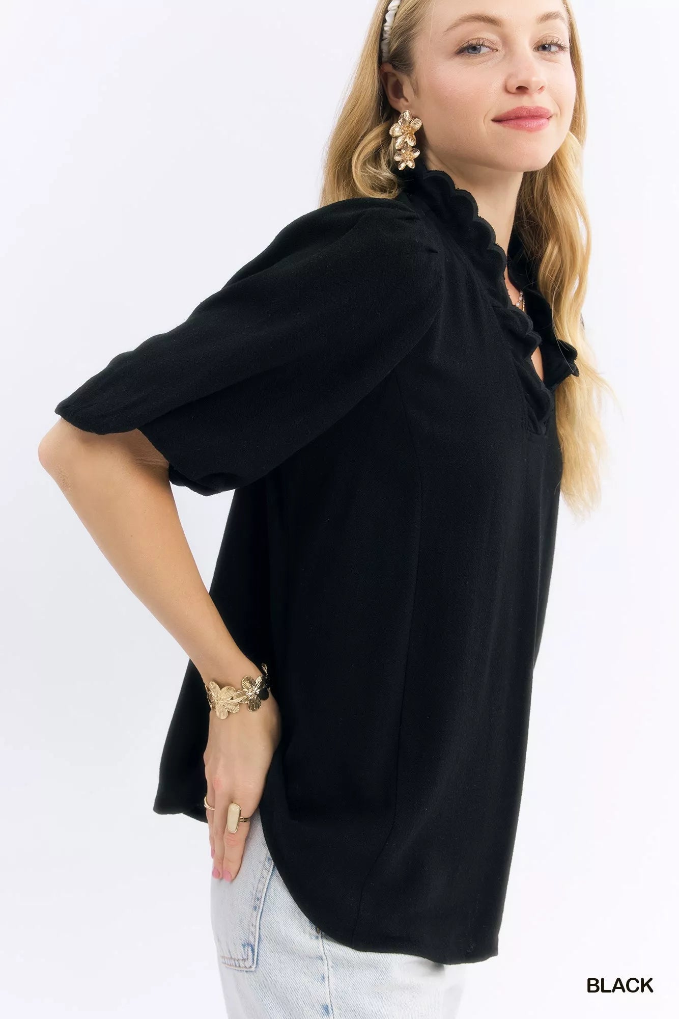Umgee Linen Scallop Trim V-Neck Blouse on Simply Obsessed