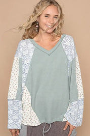 POL Lace Floral Round Neck Knit Top. **FALL DEBUT SALE** on Simply Obsessed