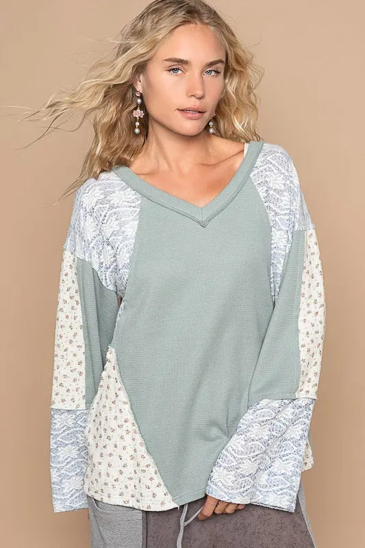 POL Lace Floral Round Neck Knit Top. **FALL DEBUT SALE** on Simply Obsessed