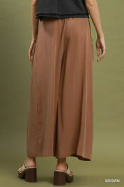 UMGEE Flowy Wide Leg Pocket Pants. **FALL DEBUT SALE** on Simply Obsessed
