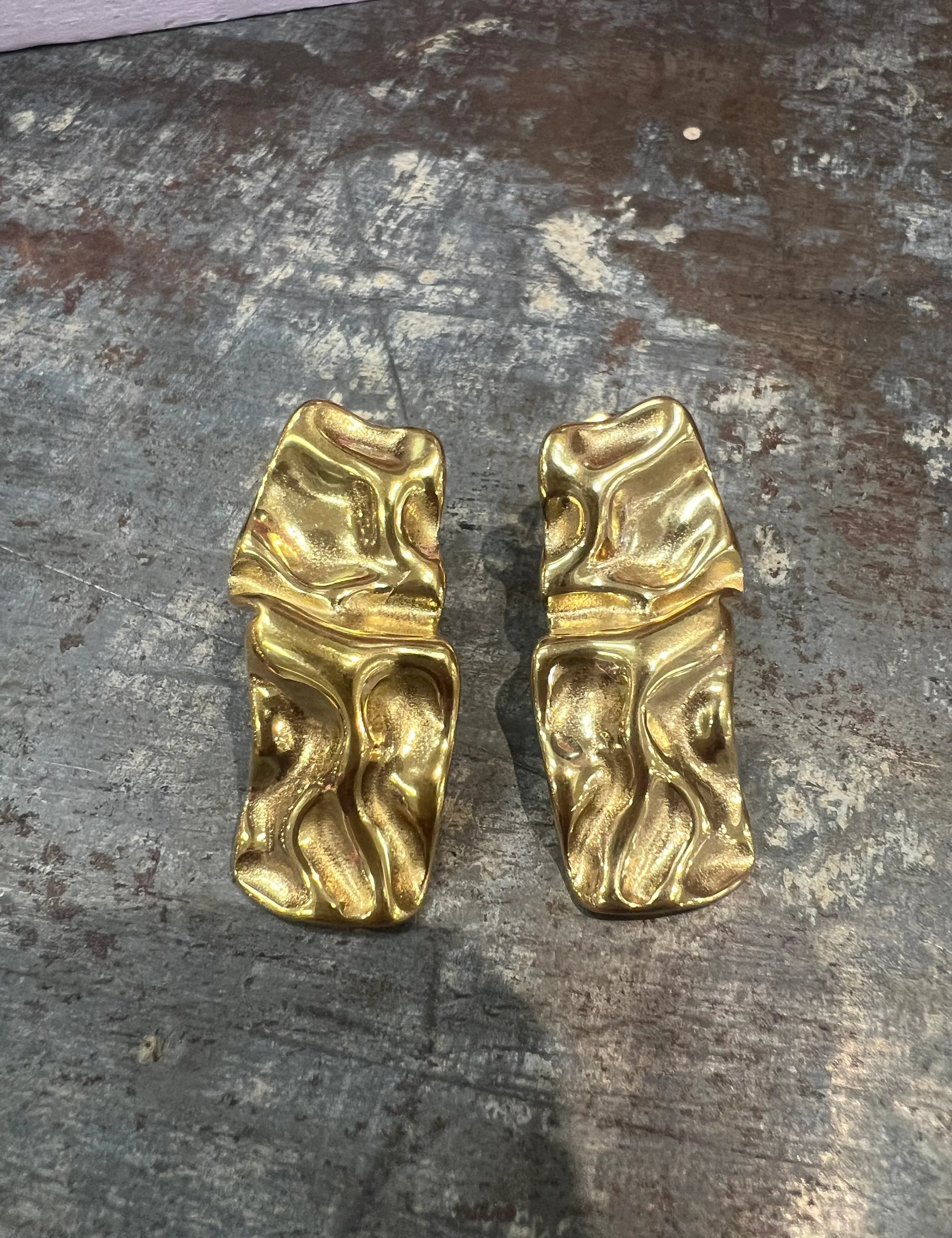GALORE Plated Gold Ripple Earrings on Simply Obsessed