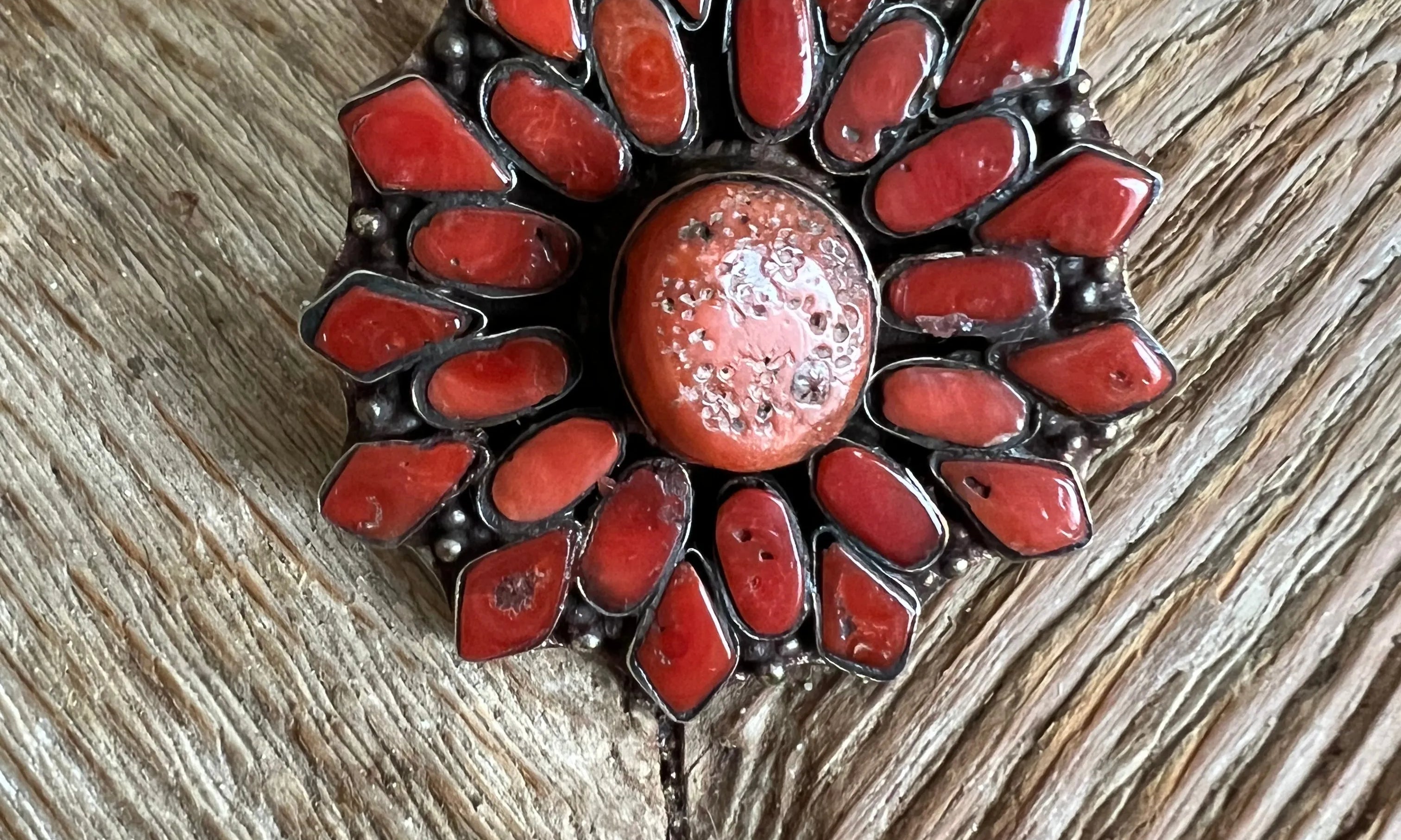 German Silver Italian Coral Ring Size 8.5 on Simply Obsessed