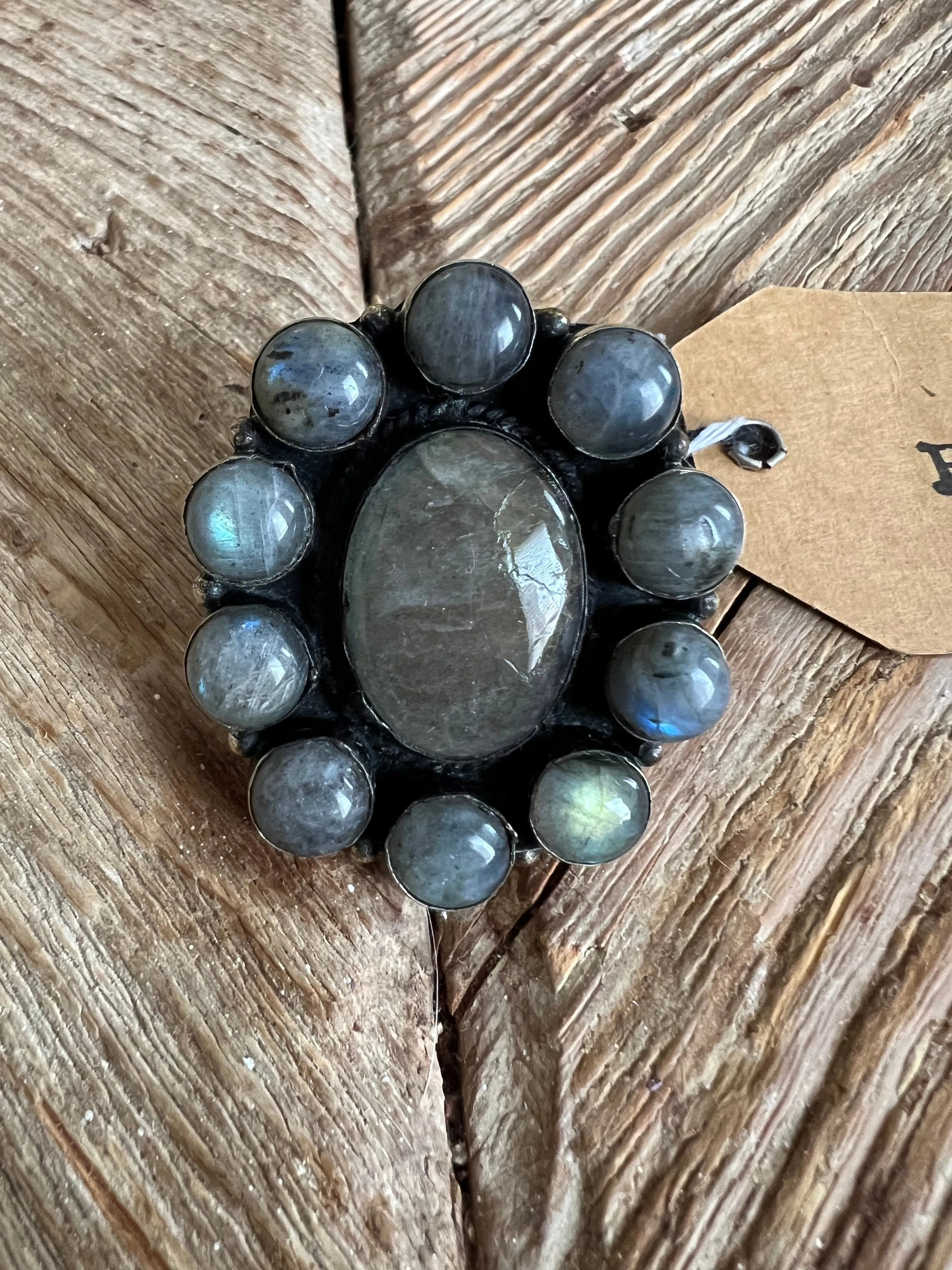 German Silver Labradorite Flower Ring Size 8 on Simply Obsessed