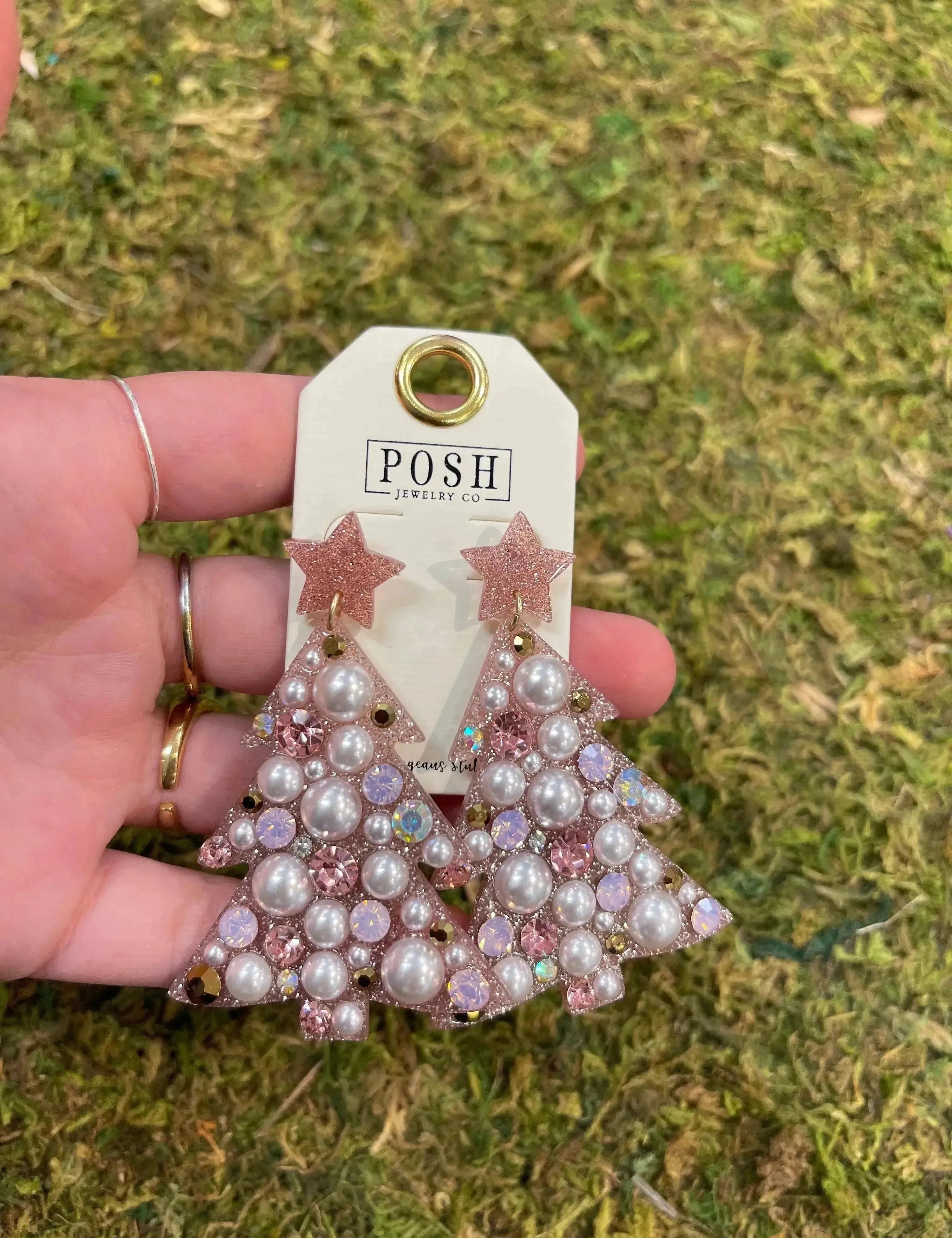 Jeweled Christmas Tree Earrings on Simply Obsessed