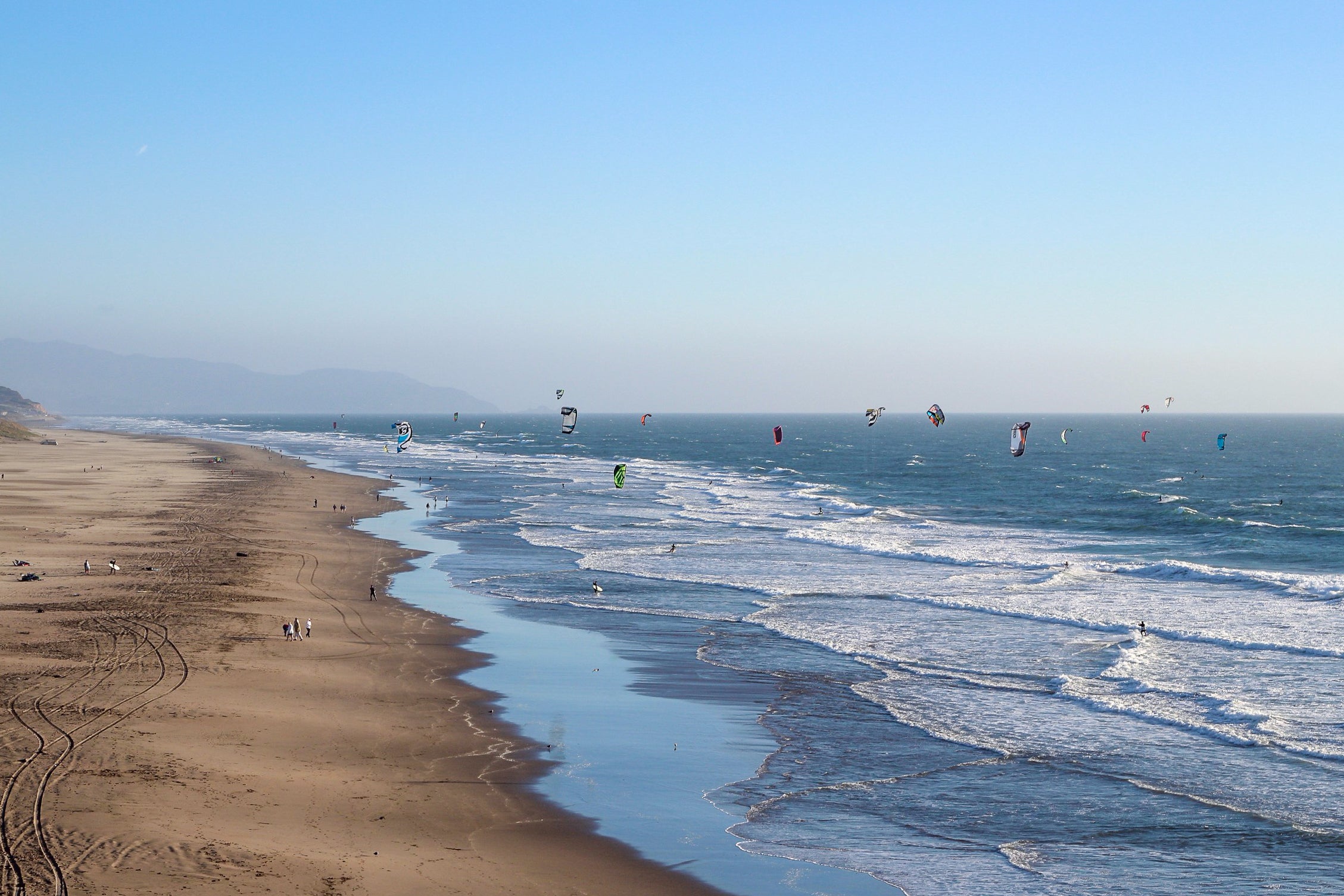 kites-on-beach-in-california.jpg