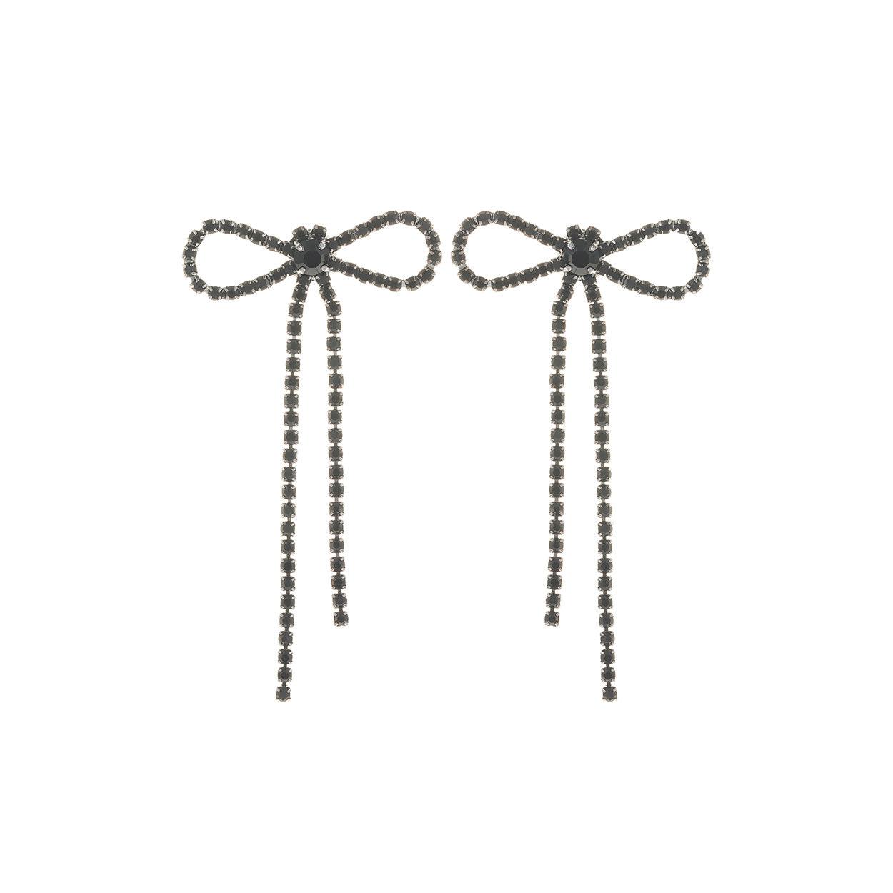 LA Finds Crystal Bow Earrings on Simply Obsessed