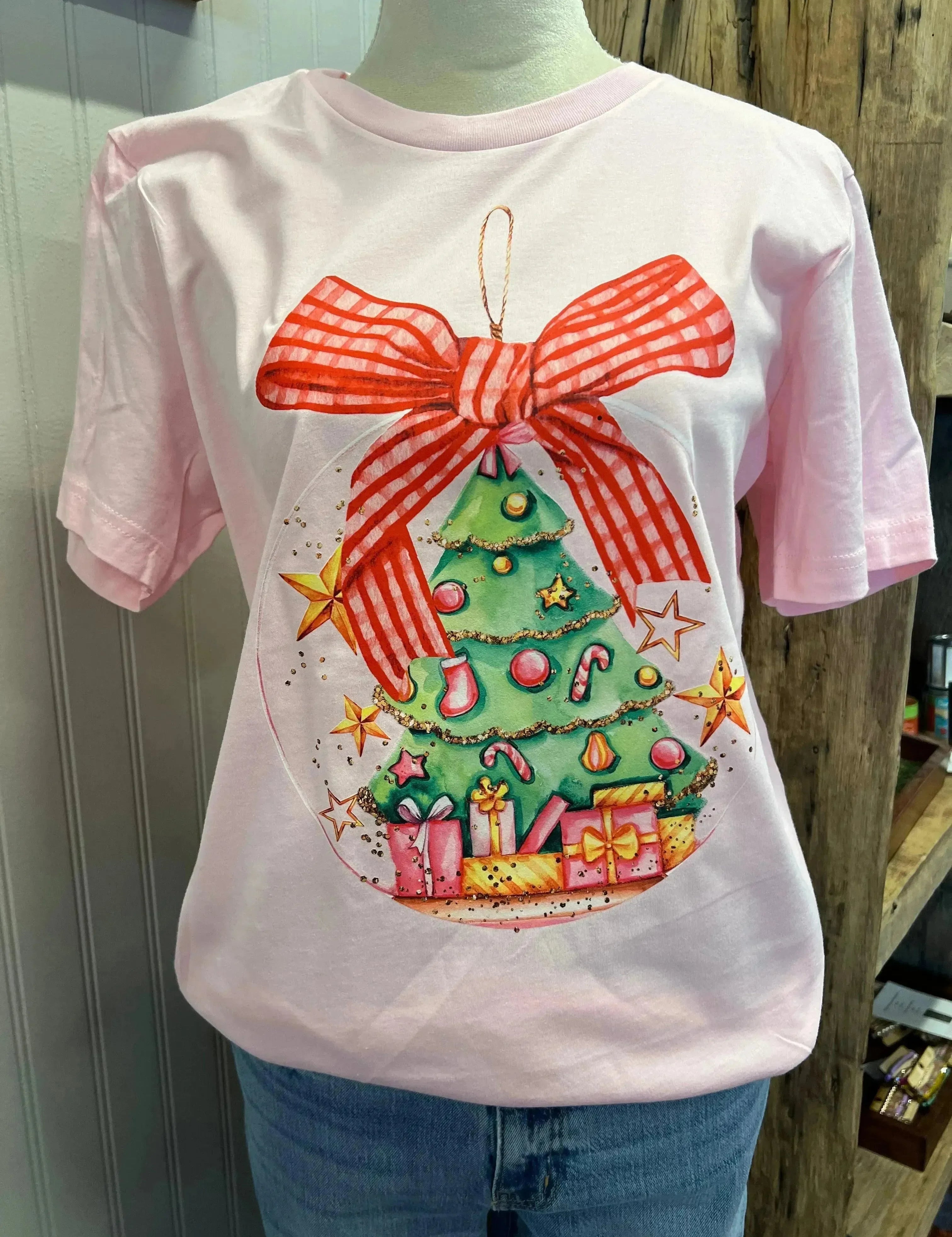 MALIBU HIPPIE Bow Ornament Tee on Simply Obsessed