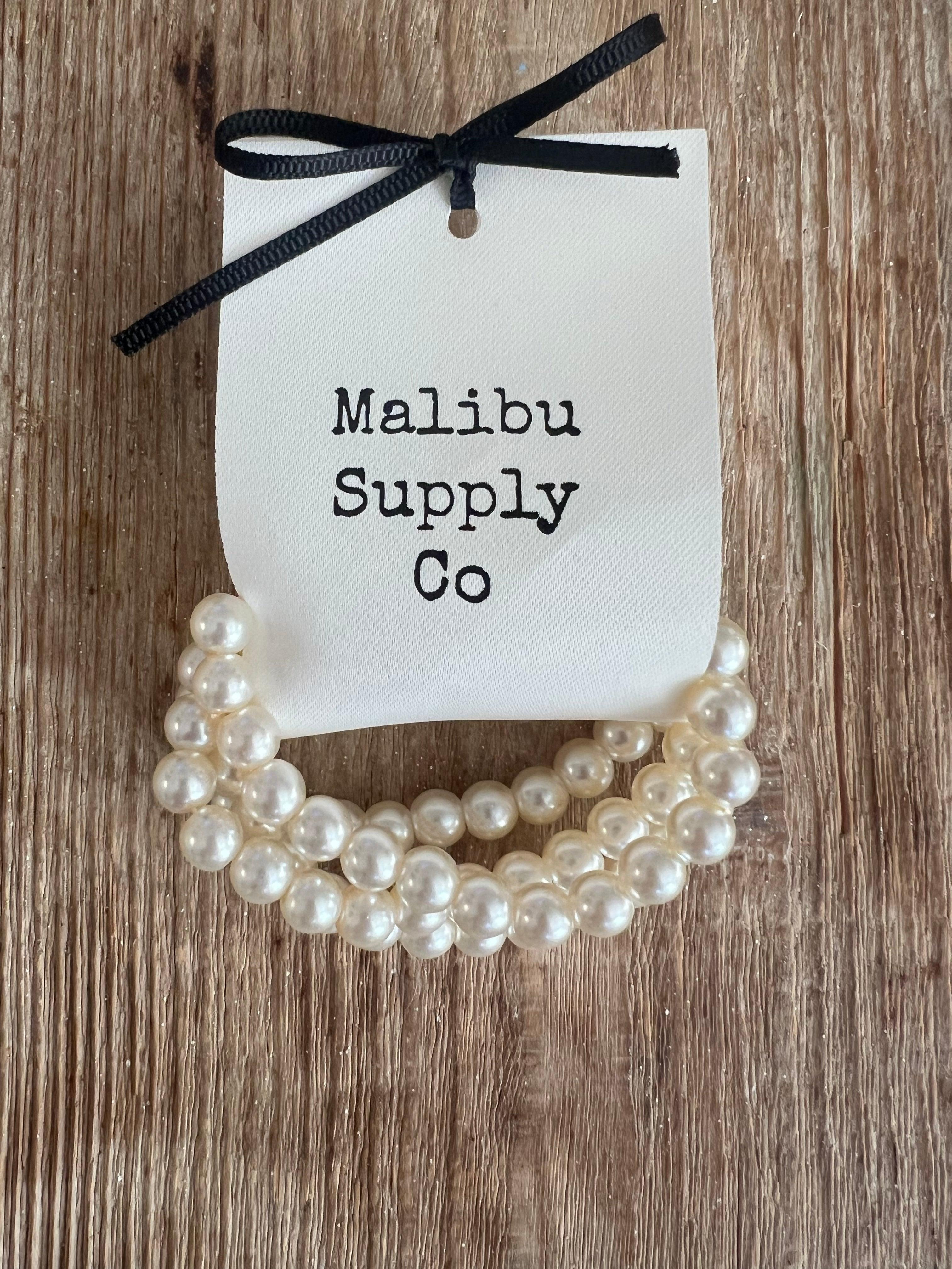 MALIBU SUPPLY CO Set of 4 Pearl Bracelets on Simply Obsessed