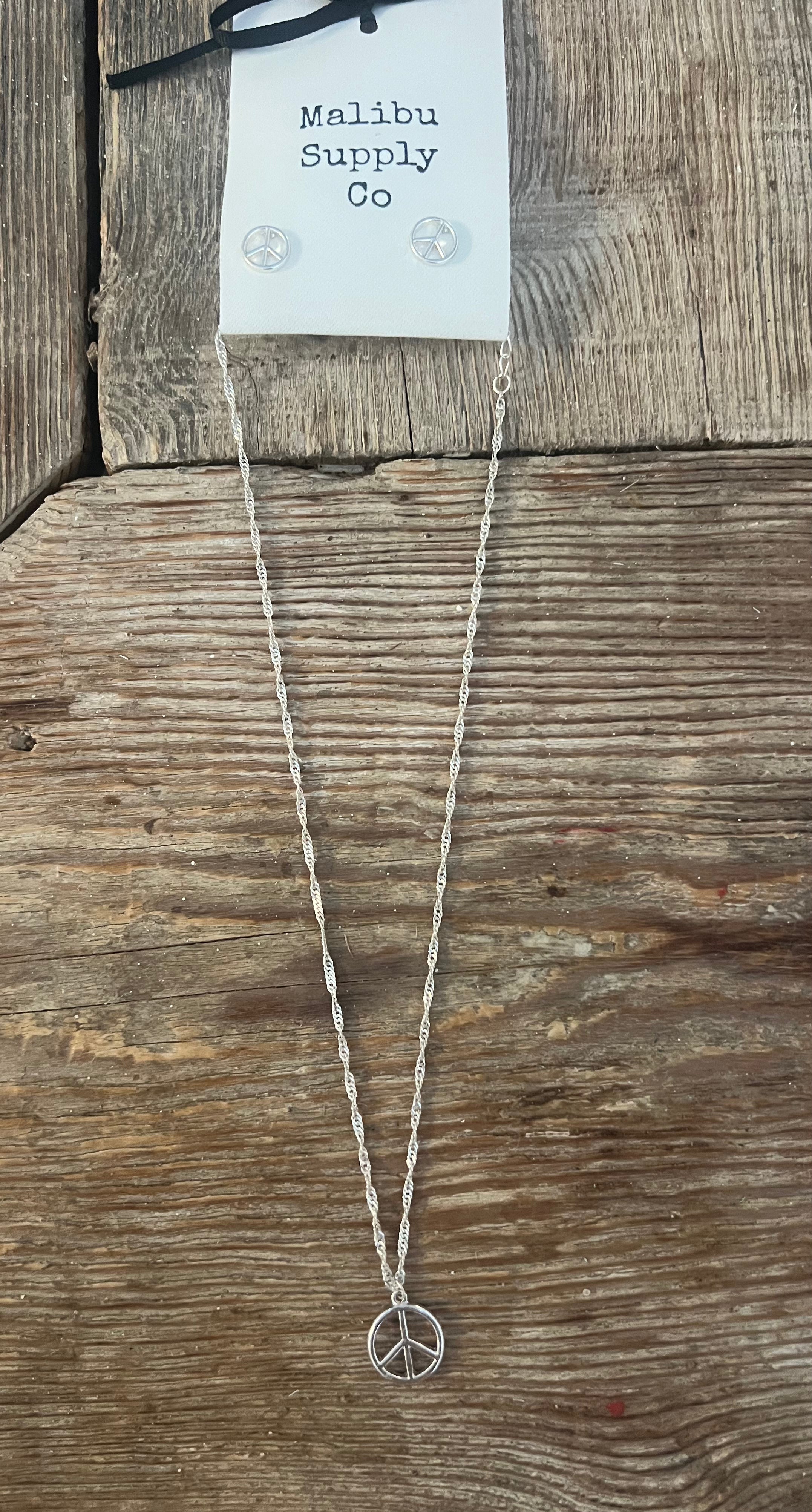 MALIBU SUPPLY Peace Set on Simply Obsessed