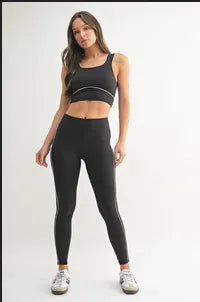 MONO B FlexFit Contrast Active Set - BLACK on Simply Obsessed