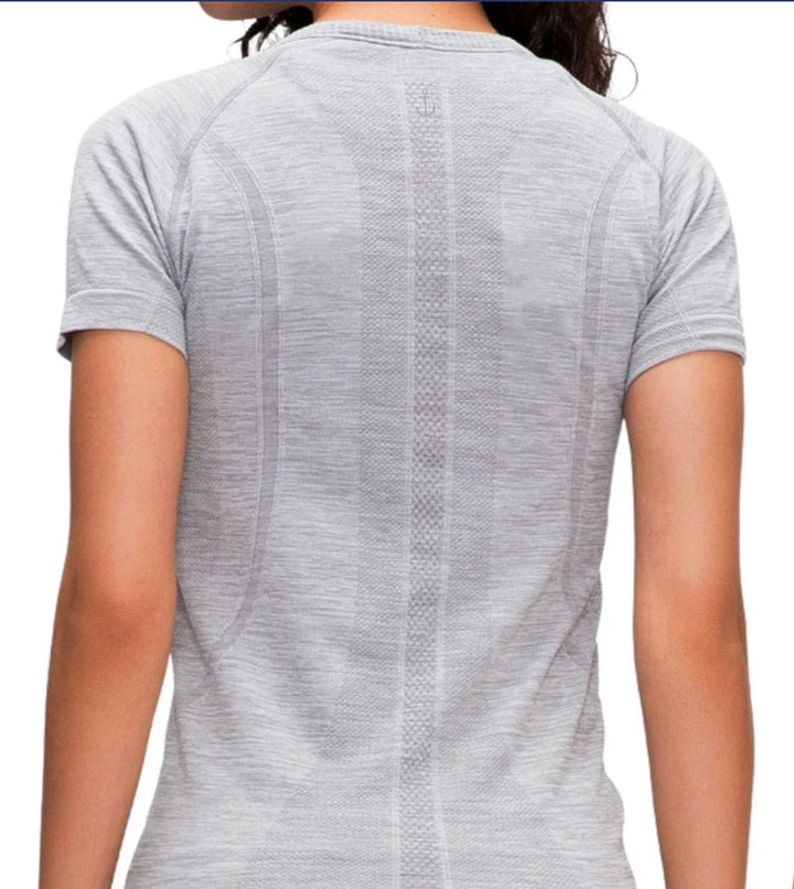 "Naomi" Slim Fit Active Short Sleeve Tee on Simply Obsessed