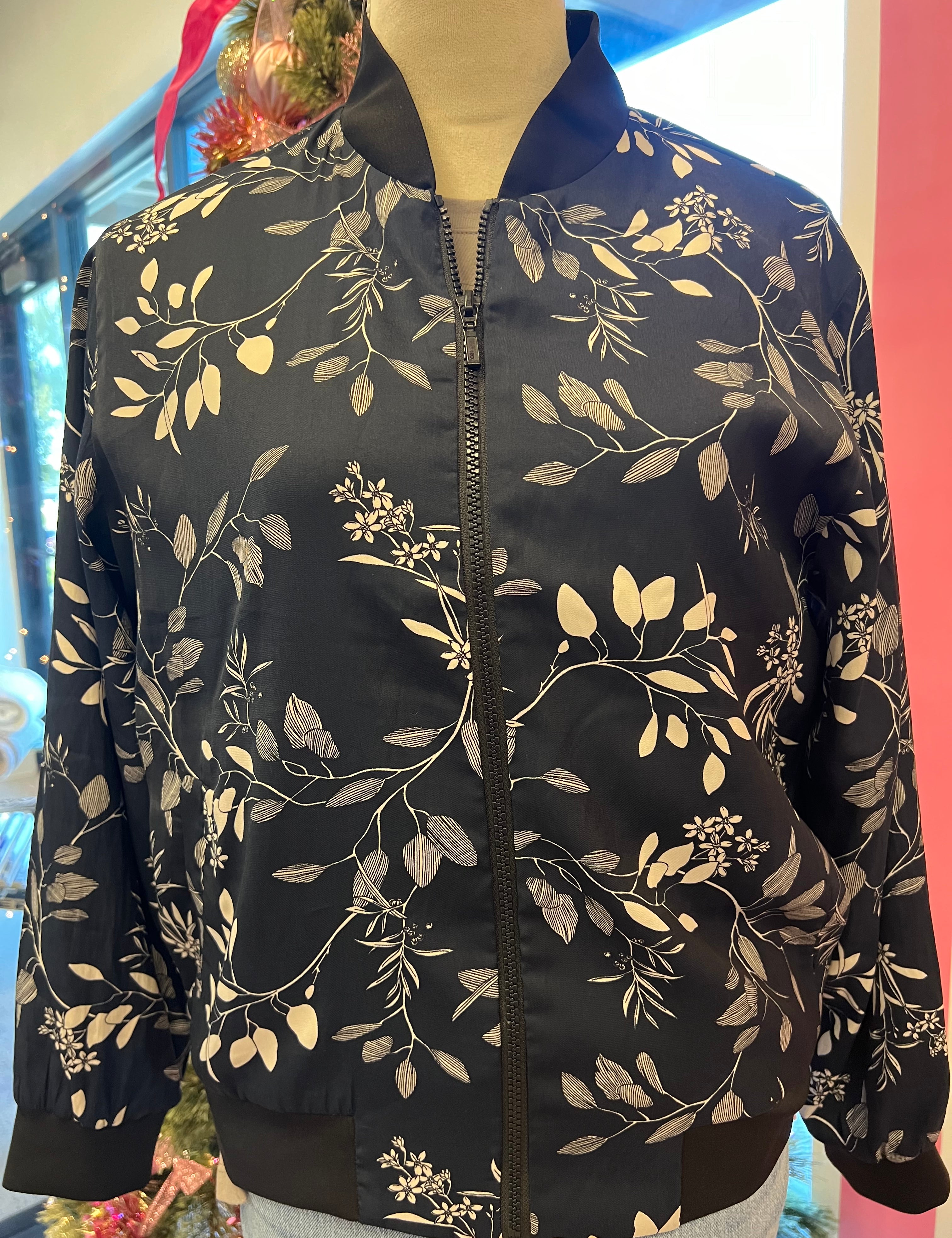 Navy Floral Jacket on Simply Obsessed