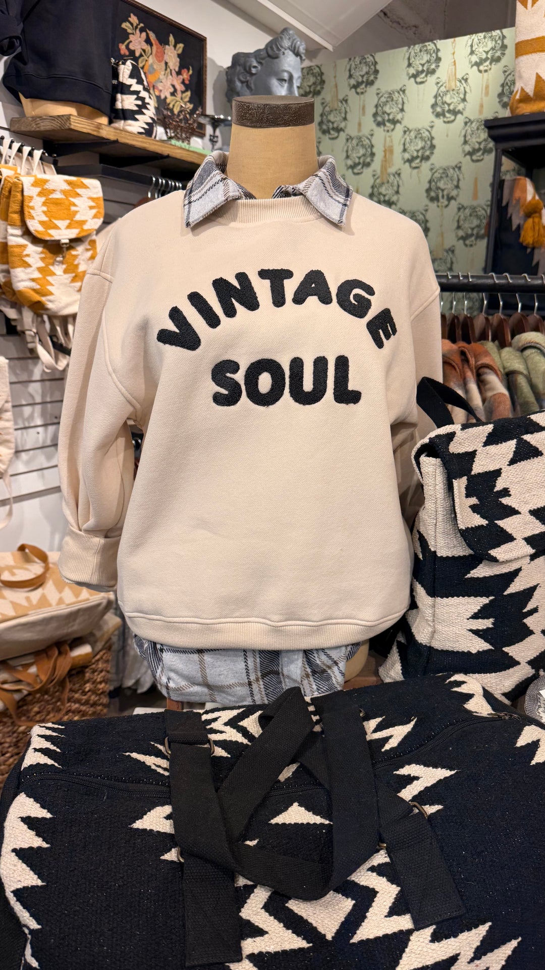 PANACHE Vintage Soul Sweatshirt - CREAM on Simply Obsessed