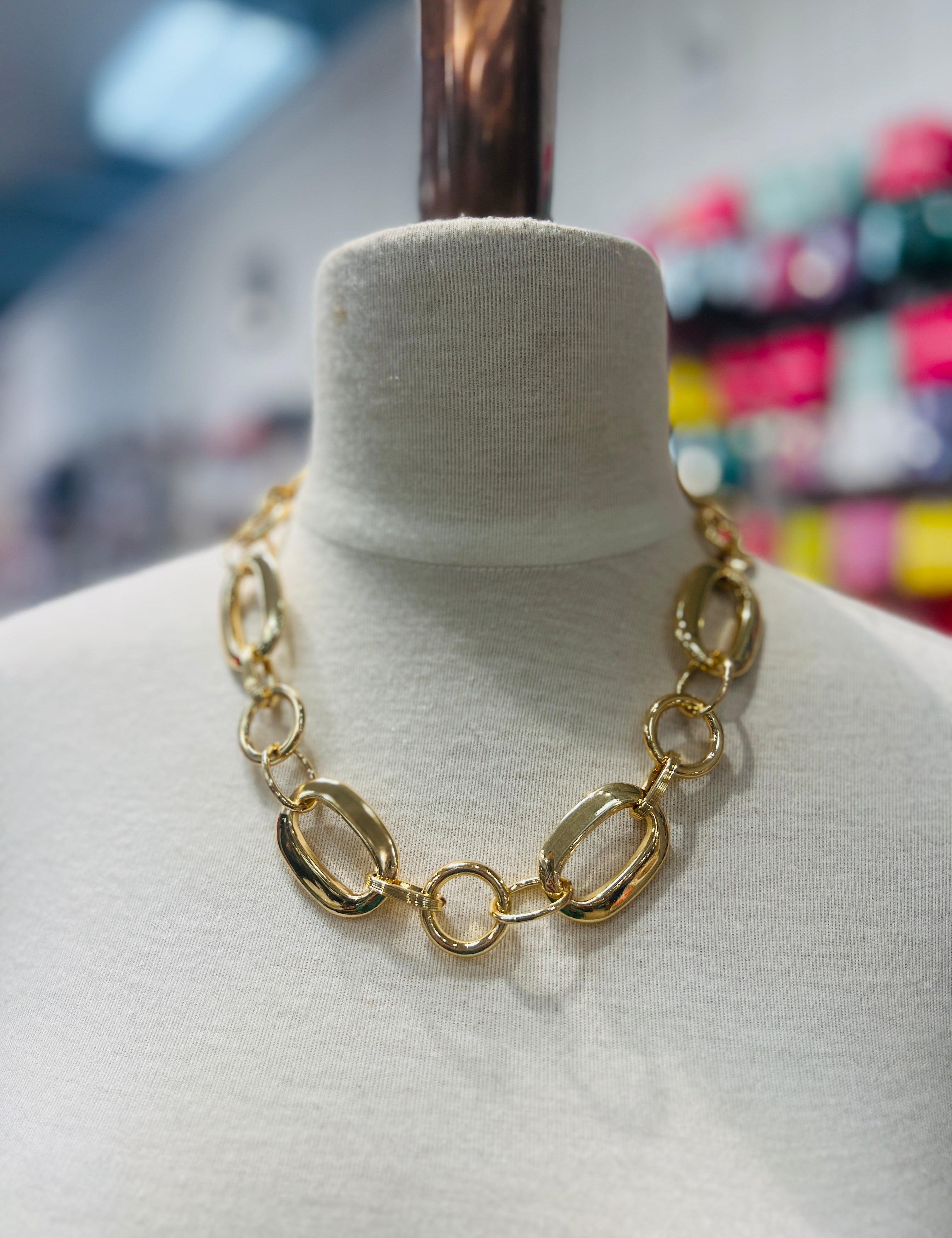 PINK PANACHE Gold Chunky Chain Necklace on Simply Obsessed