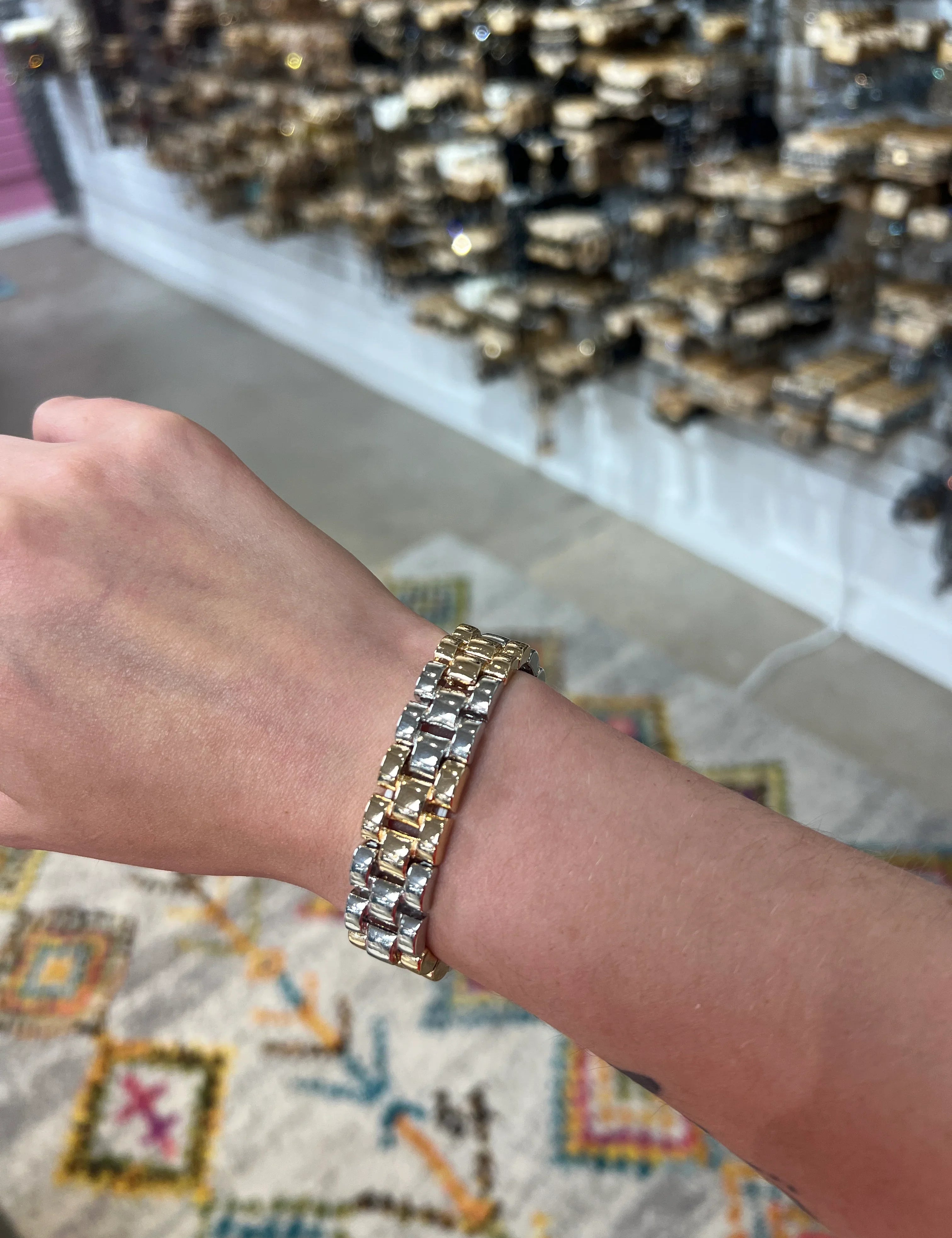 PINK PANACHE Mixed Metal Stretchy Chain Bracelet on Simply Obsessed
