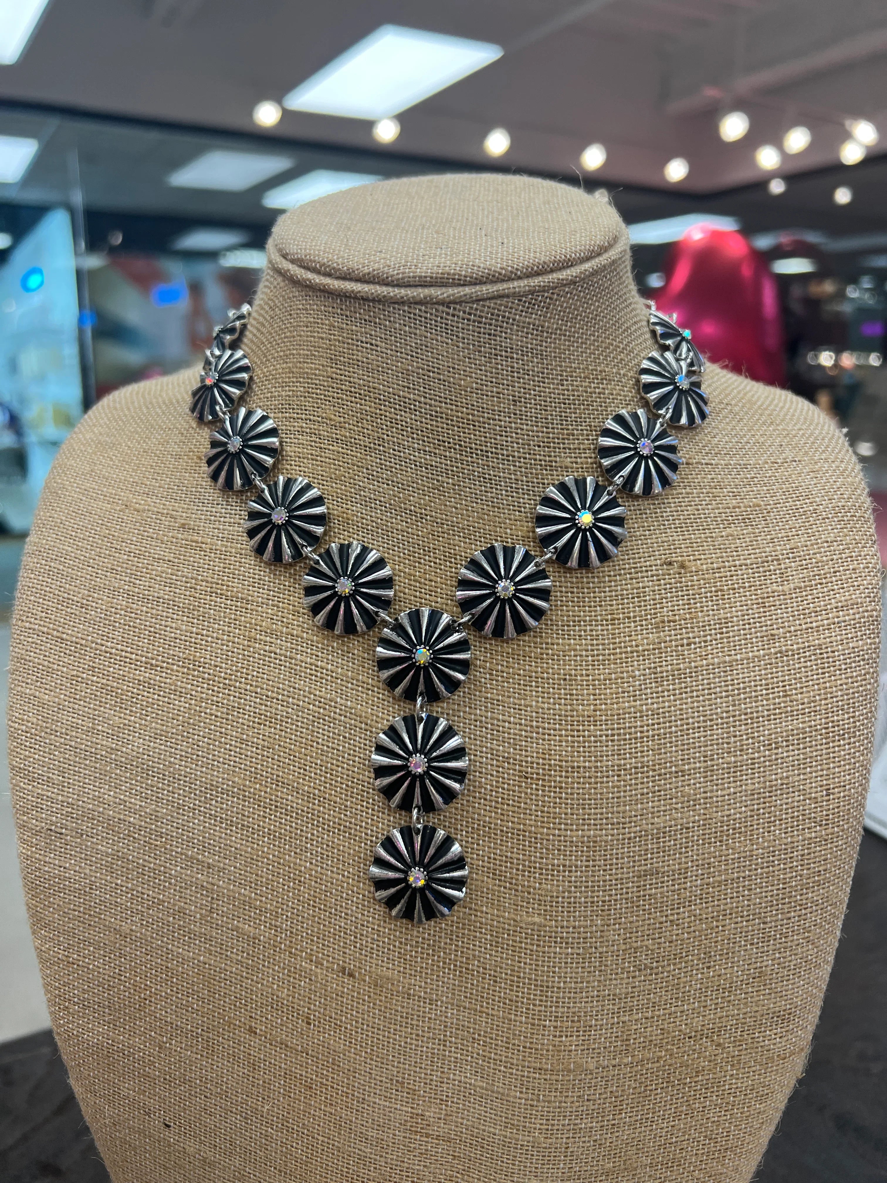 PINK PANACHE Western Flower Bling Necklace on Simply Obsessed
