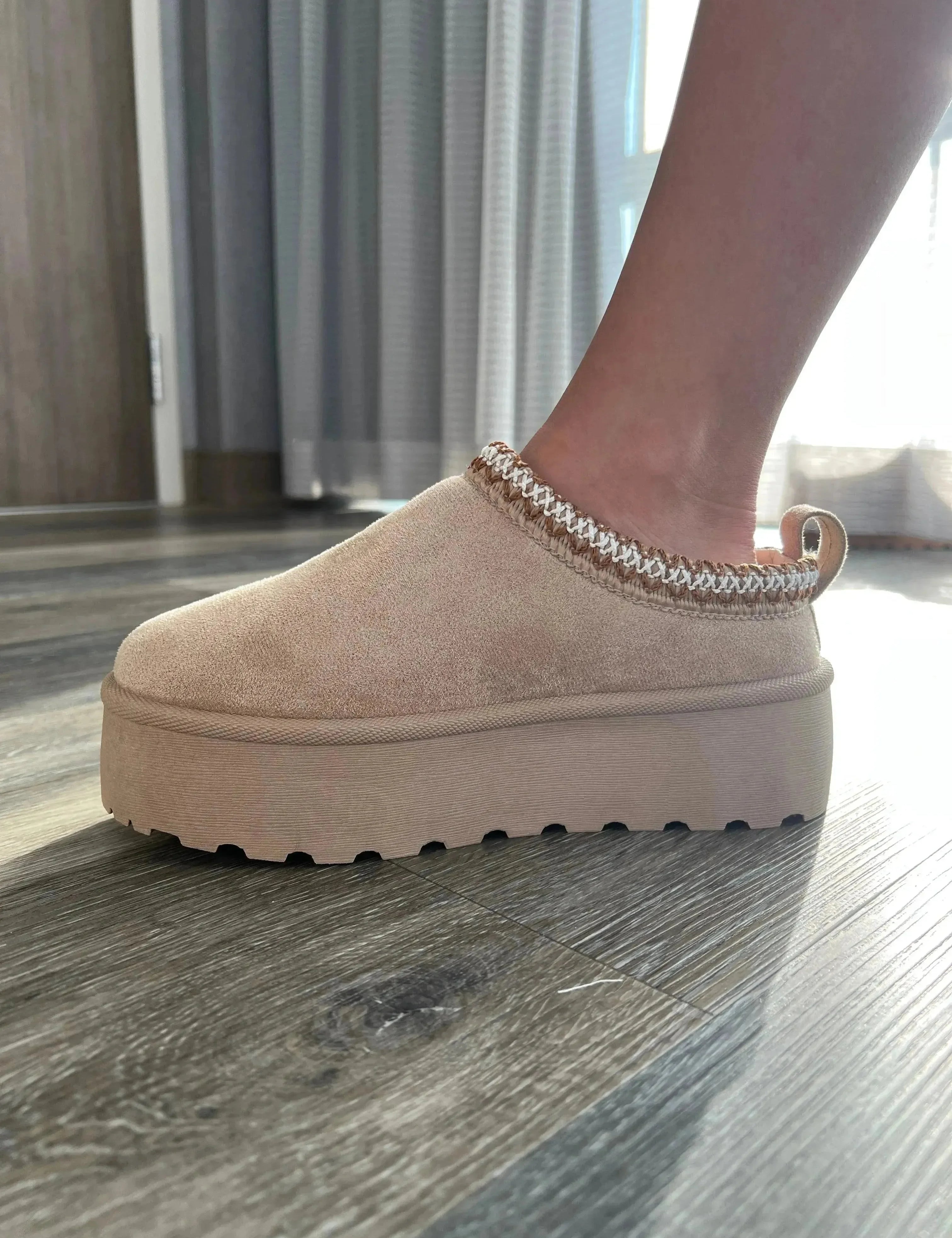 Platform Slipper Dupe on Simply Obsessed