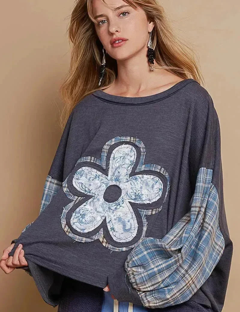 POL Knit Plaid Sleeve Flower Top - Ink Charcoal on Simply Obsessed