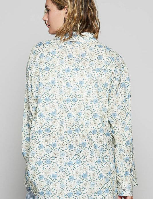 POL Relaxed Fit High-Lo Button Up Top - IVORY MULTI on Simply Obsessed