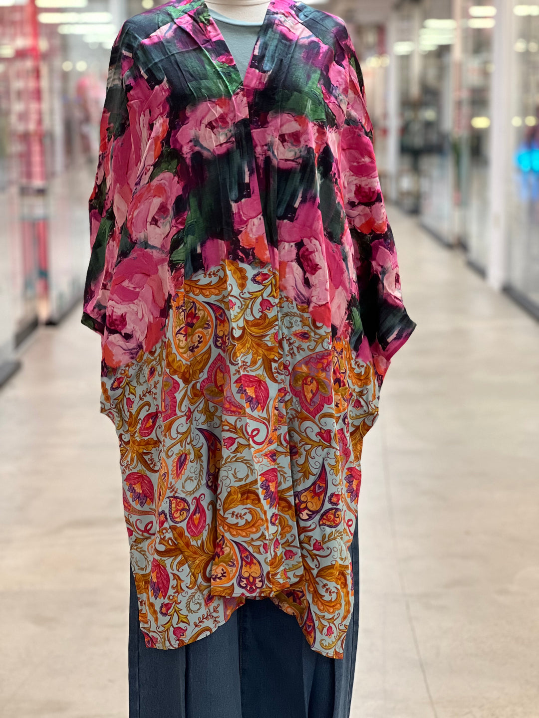 RARE BIRD Artisan Hi-Lo Kimono - One Size on Simply Obsessed