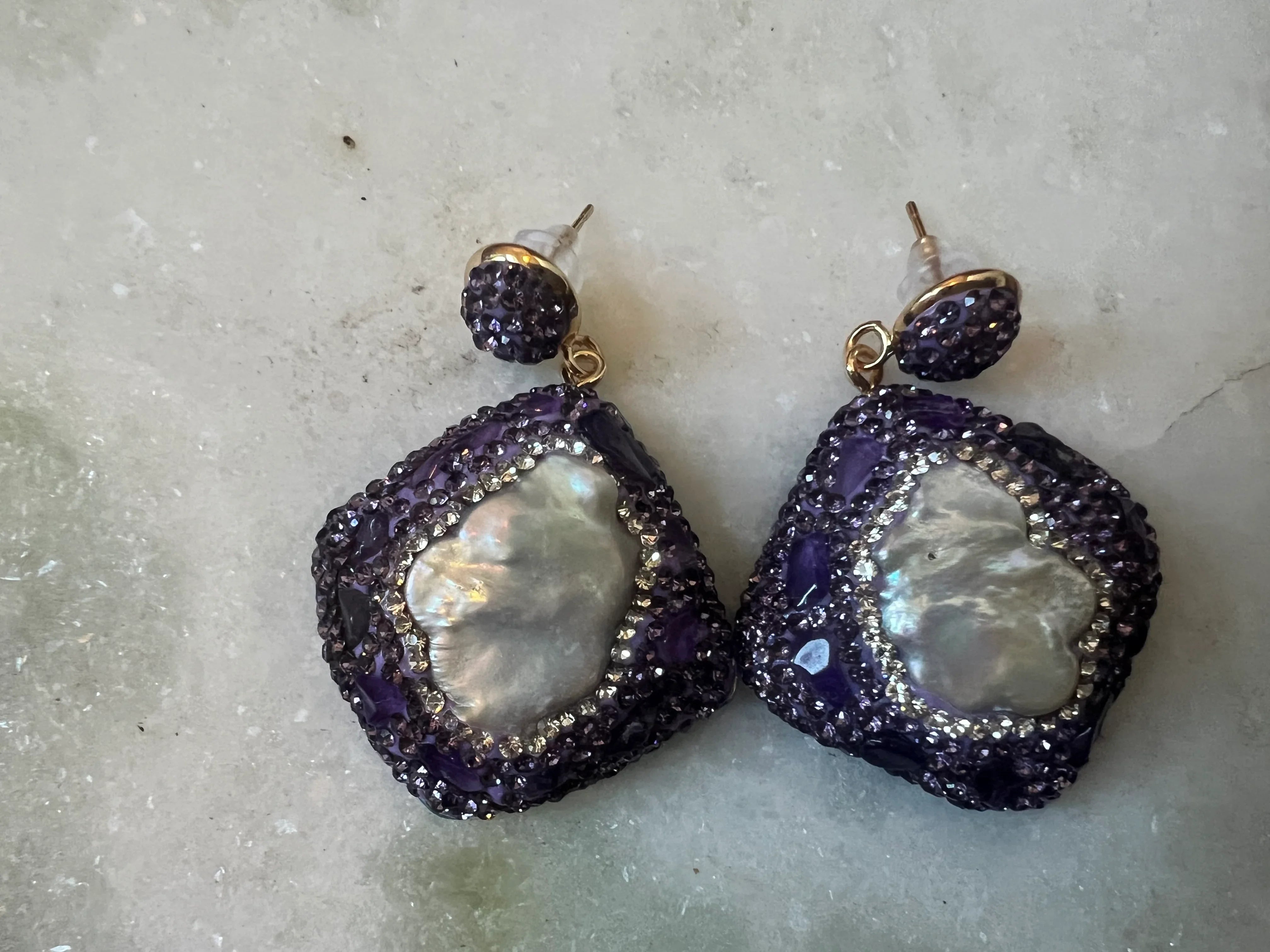 SALT OF THE EARTH Pearl Purple Bling Square Earrings on Simply Obsessed