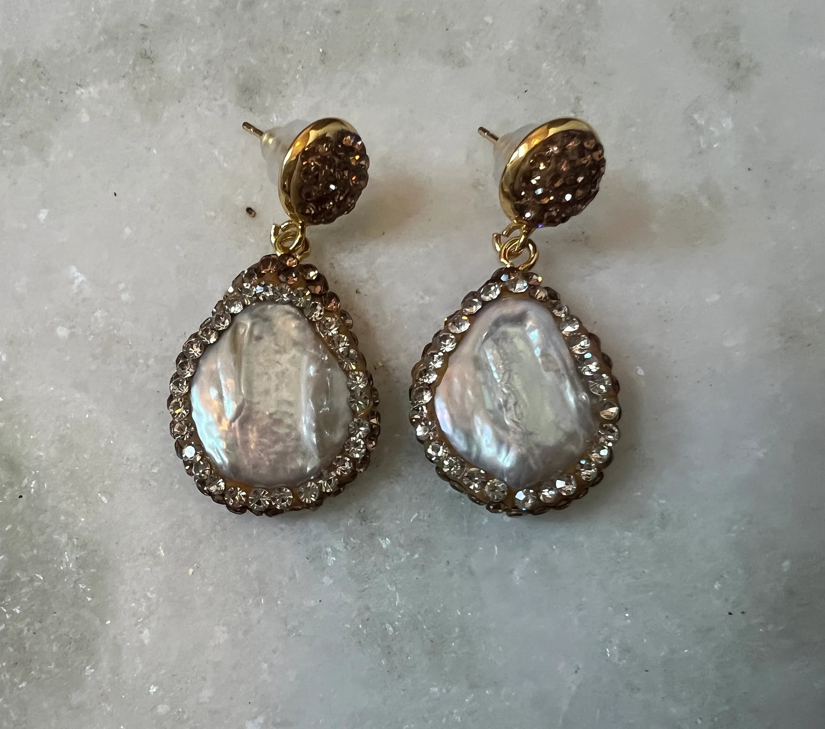SALT OF THE EARTH Teardrop Pearl Bling Earrings on Simply Obsessed