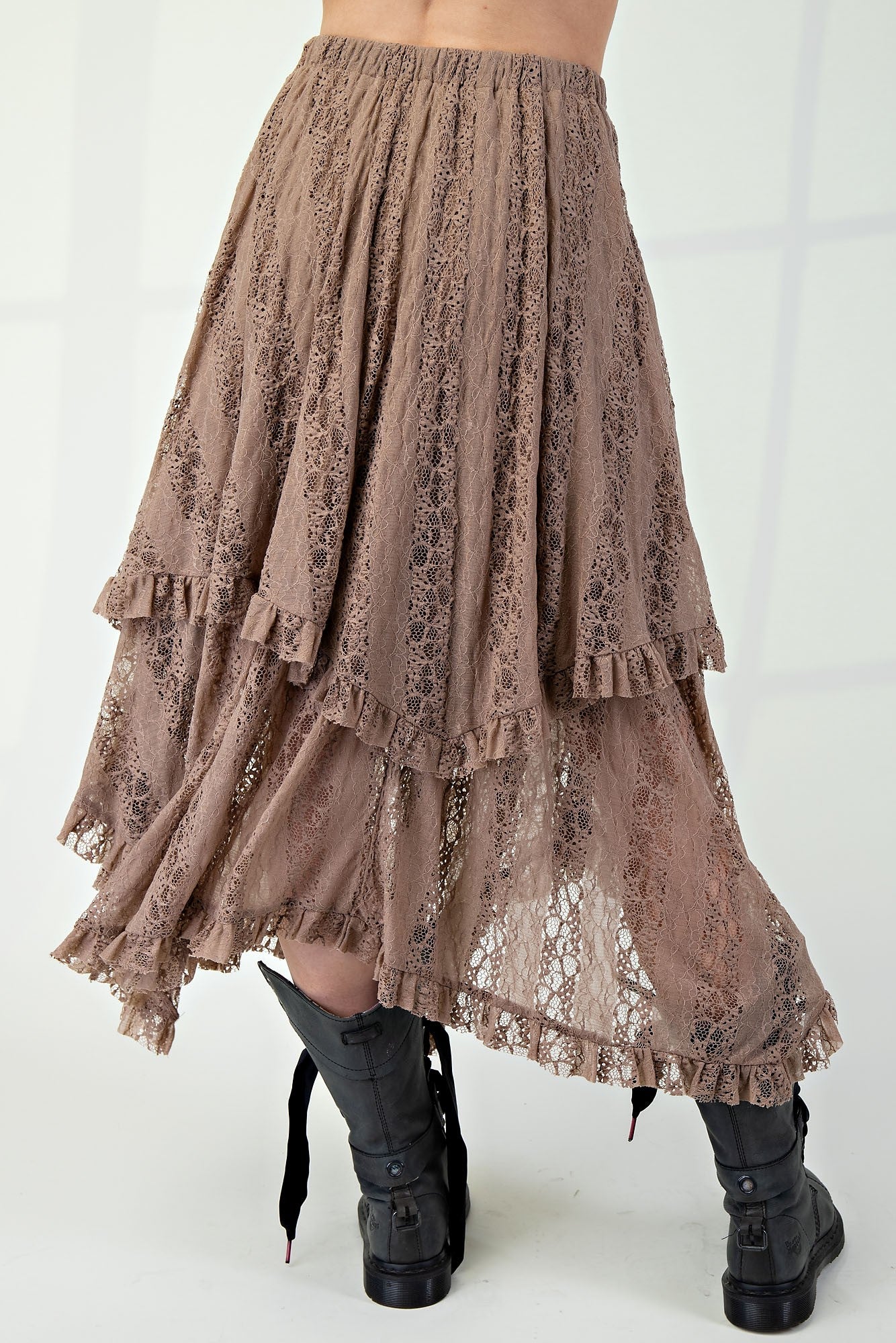 EASEL All Over Lace Skirt **VEGAS LIVES** on Simply Obsessed
