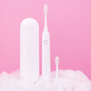 smile luv toothbrush + coco fresh on Simply Obsessed