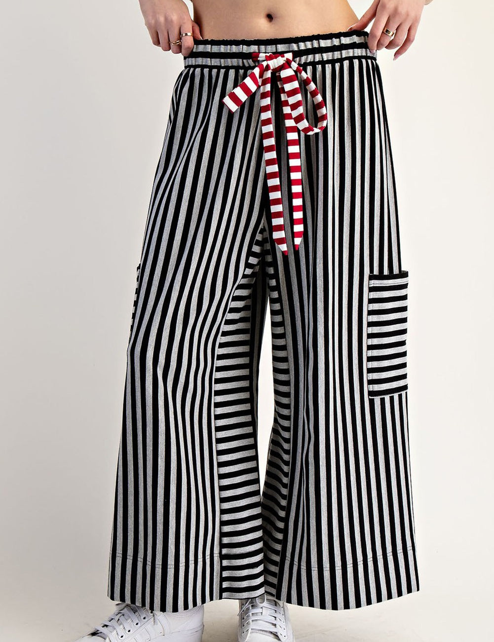 stripedfront_202b731f-3c9c-4795-8712-234246bab938.jpg