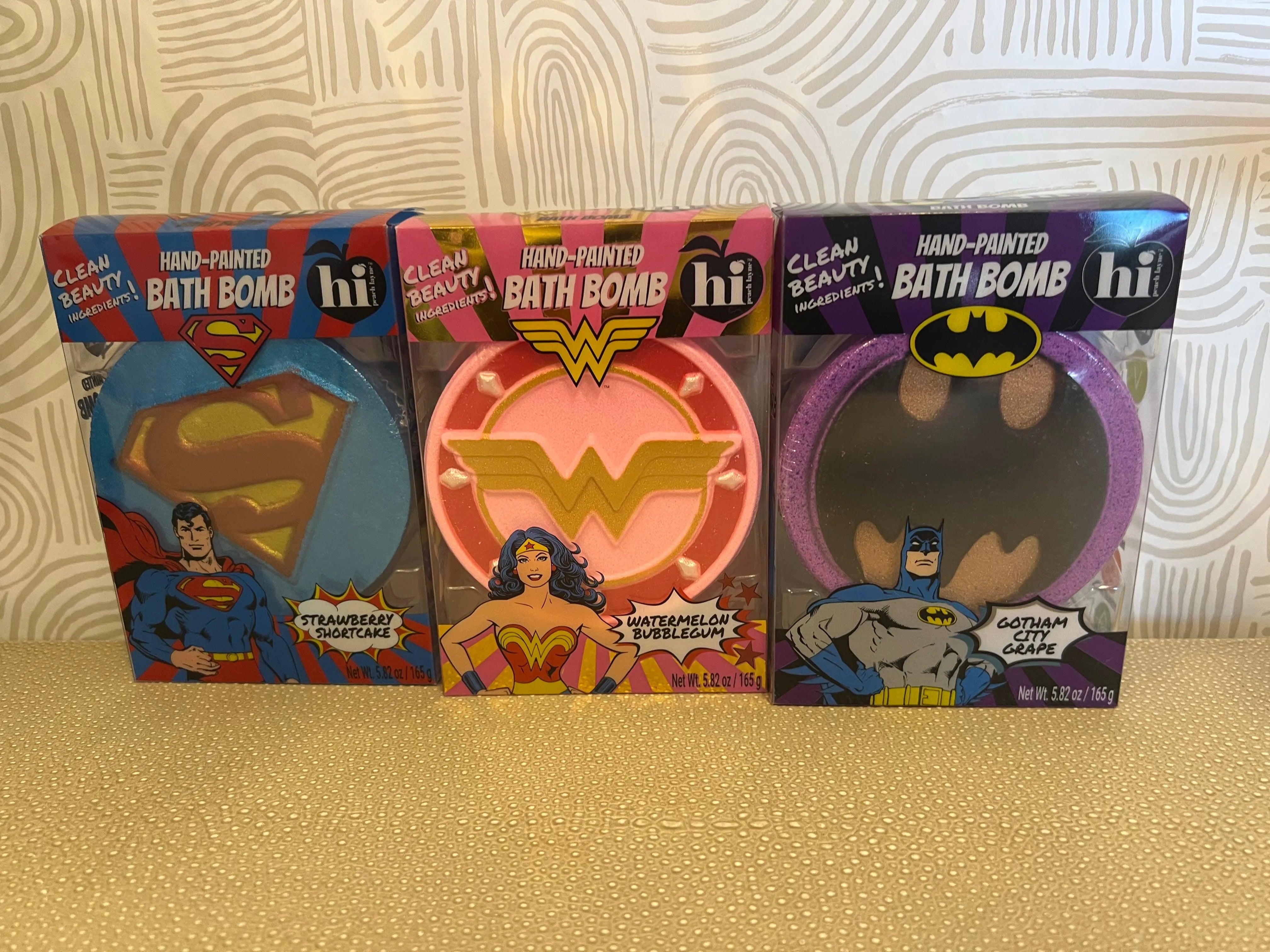 Superhero Bath Bombs on Simply Obsessed